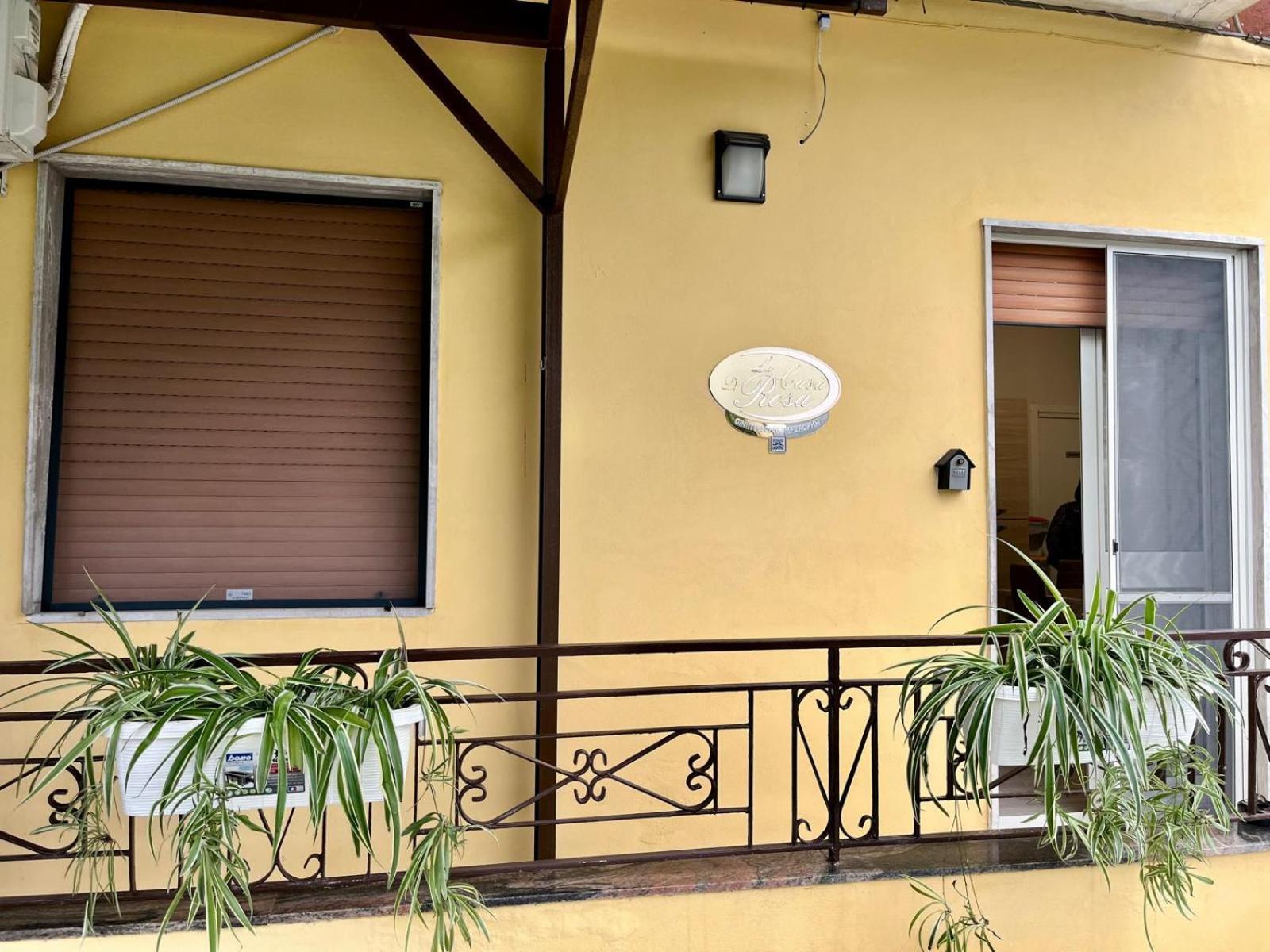 La Casa Di Rosa Hotel Castellammare di Stabia Exterior foto